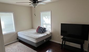 2035 Galere Rd, Bay St. Louis, MS 39520