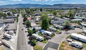 211 Circle Inn Dr, Chubbuck, ID 83202