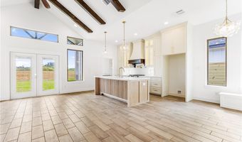 835 S 8th St, Aransas Pass, TX 78336