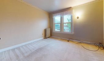 892 30th St, Altoona, PA 16601