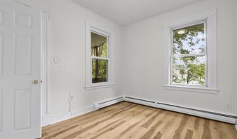 18 Park St, Bristol, CT 06010
