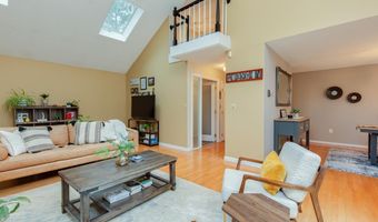 37 Standish Way, Amherst, NH 03031