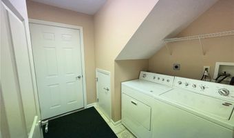 411 Chestnut Ln, Allegheny Twp., PA 15613