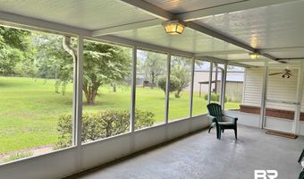 154 Perry Ln, Atmore, AL 36502