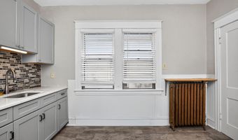 28 Kent St, Albany, NY 12206