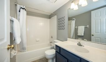 1445 Whispering Creek Dr E, Ballwin, MO 63021