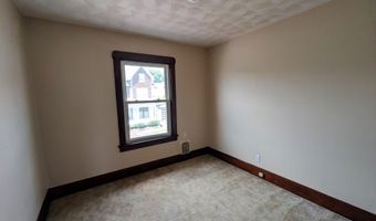 2631 Oak Ave, Altoona, PA 16601