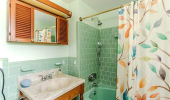19 Longue Vue Ave, North Providence, RI 02904
