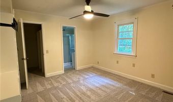 1108 Pine Hill Rd, Asheboro, NC 27205