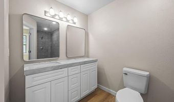76 Overton Dr, Bella Vista, AR 72714
