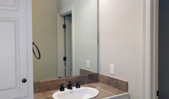 1642 Ruelle De Grace Dr, Baton Rouge, LA 70810