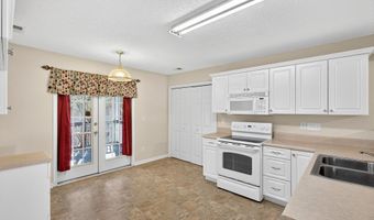 353 Marble Ln, Boiling Springs, SC 29316