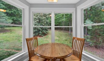 280 Hidden Acres Ln, Amherst, VA 24521