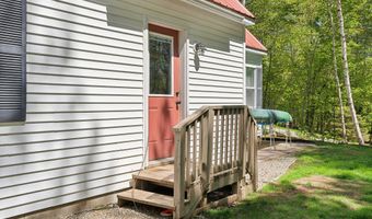 65 Lone Indian Trl, Augusta, ME 04330