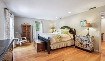 33 Cold Spring Rd, Avon, CT 06001