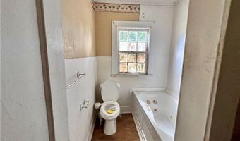 621 3rd Ave SE, Aliceville, AL 35442