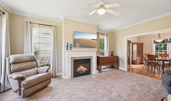 1818 Misty Hollow Ln, Apex, NC 27502