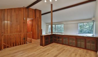 519 E Cooke Rd, Columbus, OH 43214