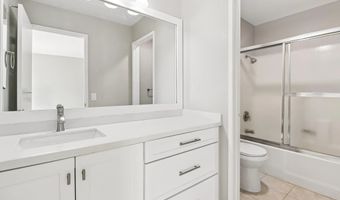 3693 Avocado Village Ct 198, La Mesa, CA 91941