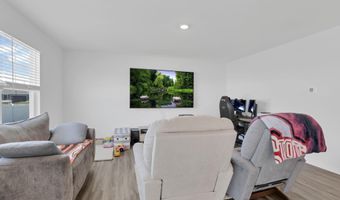 33 Cider Mill Dr, Ashville, OH 43103