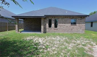 818 N 7th St, Alamo, TX 78516