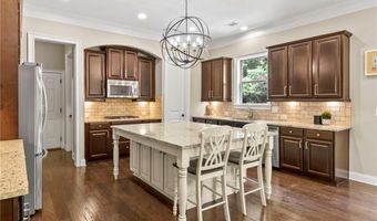 12460 Pindell Cir, Alpharetta, GA 30004