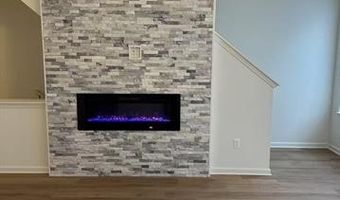 2148 Evergreen Ln, Ann Arbor, MI 48103