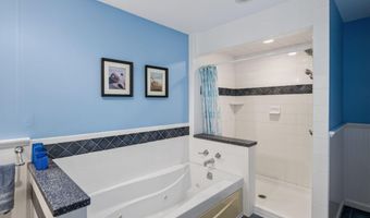 16 Oneida Ave, Atlantic Highlands, NJ 07716