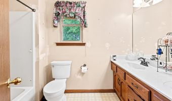 15120 Briarwood Dr, Basehor, KS 66007