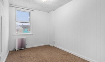 92 Baker St, Andover, NJ 07801