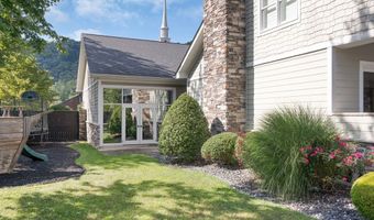 87 Ball Park St, Allen, KY 41601