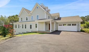 15 Damia Dr, Danbury, CT 06811