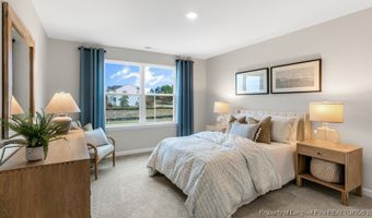 270 Maddox Dr, Aberdeen, NC 28315
