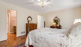 456 Mills Gap Rd, Arden, NC 28704