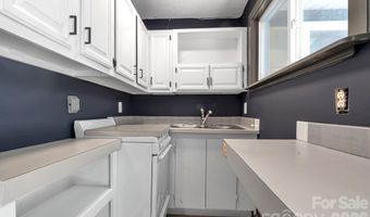 35 Timberview Dr, Arden, NC 28704