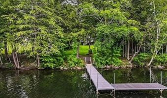 87 Maple Ridge Dr, Monmouth, ME 04259