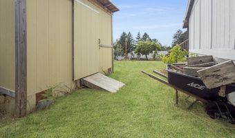 98041 HALLWAY Rd 26, Brookings, OR 97415