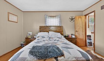 147 Iron Ore Ln, Barren Springs, VA 24313