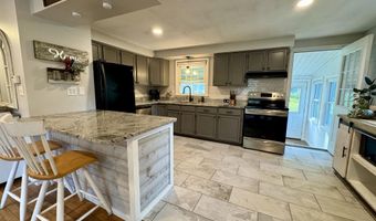 128 Mallego Rd, Barrington, NH 03825