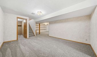 3 Debra Cir, Augusta, KS 67010