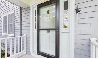 30 Forest Rd W, Bristol, RI 02809