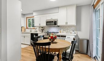 6541 134th St W, Apple Valley, MN 55124