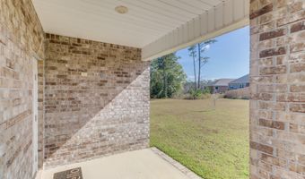 5625 Overland Dr, Biloxi, MS 39532