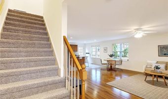 273 Maple Ave, Barrington, RI 02806