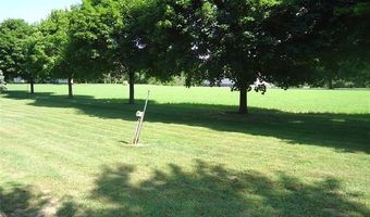 2933 Ashley Dr, Adrian, MI 49221