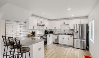 102 SE 3RD St, Battle Ground, WA 98604
