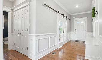 214 Stoneridge Ln, Adams Twp., PA 16046
