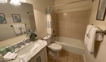 319 Kaelepulu Dr 202, Kailua, HI 96734