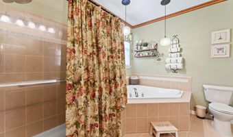 18 Swimming River Ct, Barnegat, NJ 08005