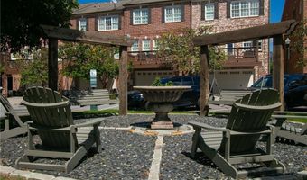 535 Rose Garden Ln, Alpharetta, GA 30009